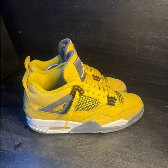 Jordan Sneakers Yellow and Gray